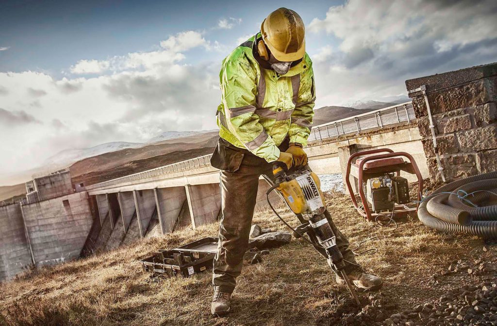 RISCHIO VIBRAZIONI NEI CANTIERI: SALUTE, VALUTAZIONE E PREVENZIONE