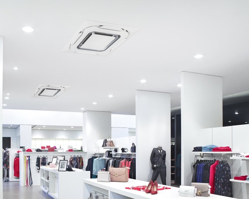 FURTO NEL CENTRO COMMERCIALE: LADRI ENTRANO DAL CONDIZIONAMENTO